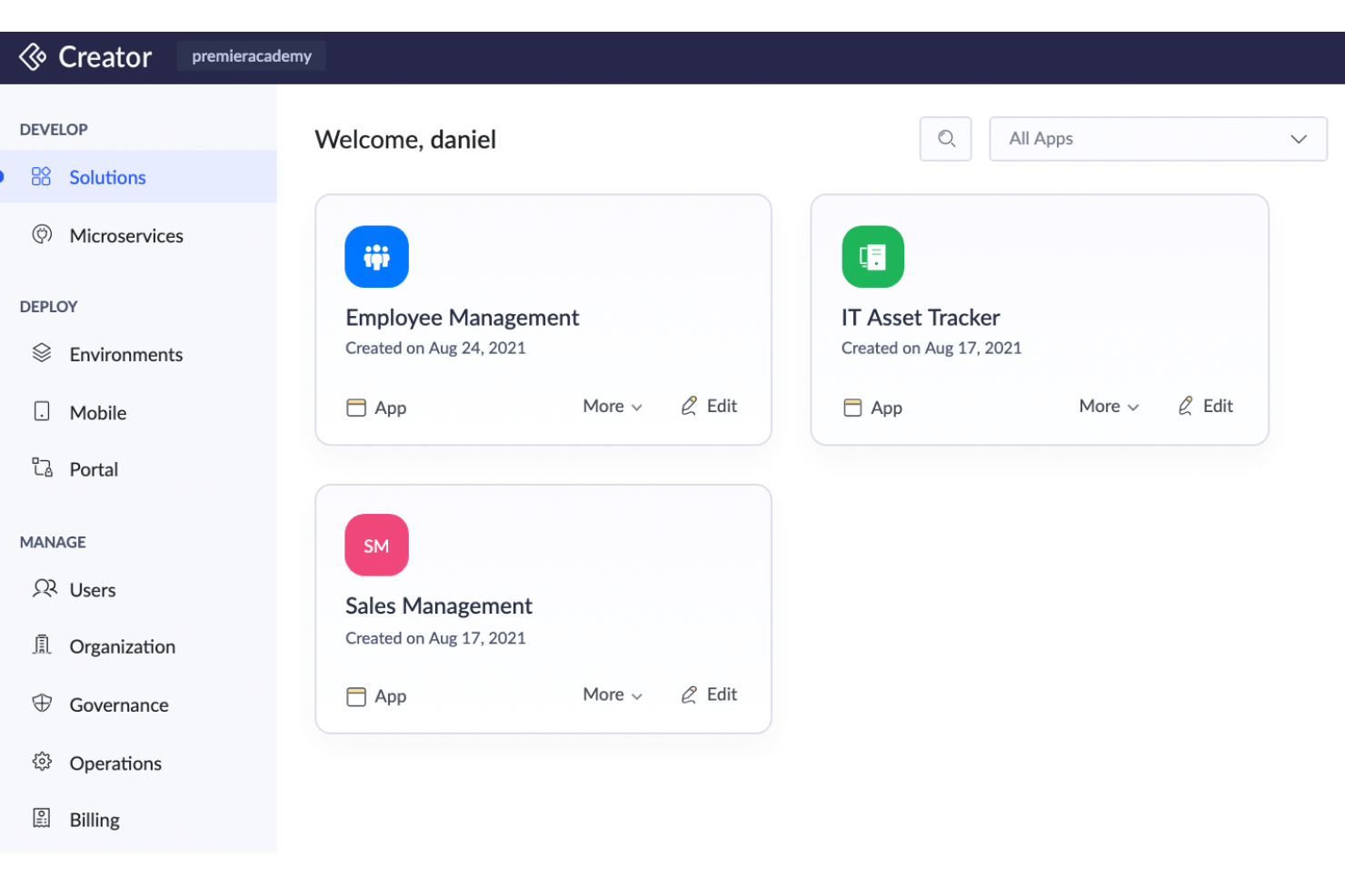Zoho Creator screenshot - 10 Mejores Software de Adquisiciones Analizados en 2026